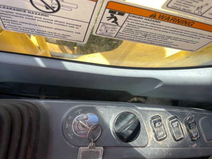 komatsu-pc308-image-80