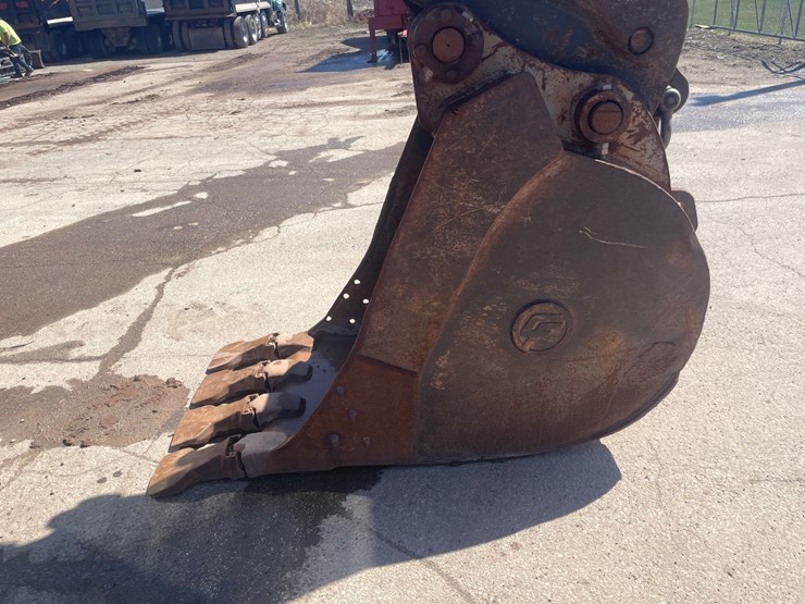 2015-komatsu-pc360-lc-10-image-41