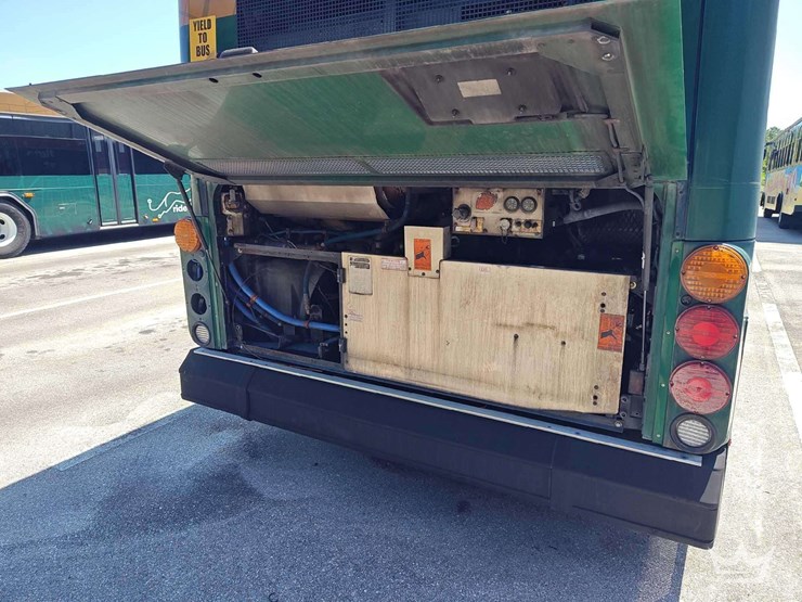 2012-gillig-low-floor-image-42
