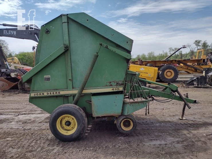 john-deere-410-image-3