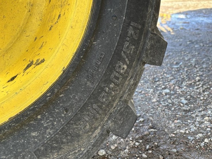 john-deere-6410-image-30