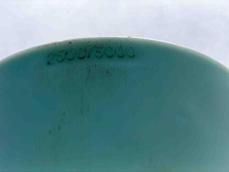 3000-gallon-poly-tank-image-3