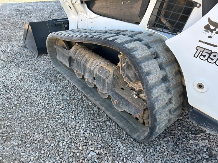 2017-bobcat-t590-image-16