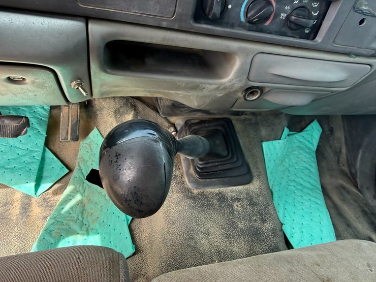 1999-ford-f350-image-42