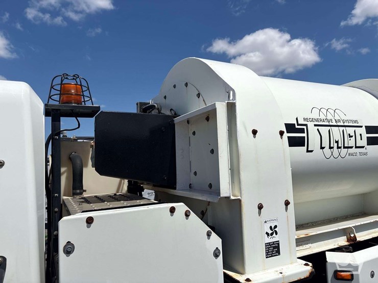 2010-tymco-500x-image-20