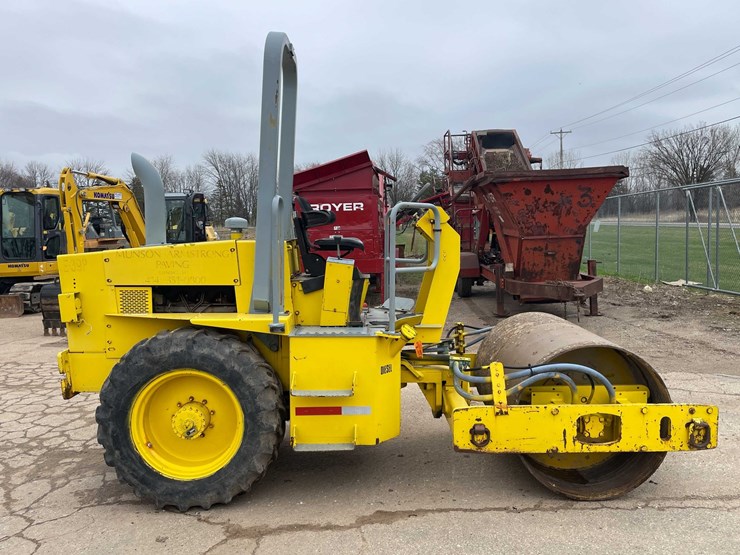 #4050-•-1998-ingersoll-rand-compactor-image-4