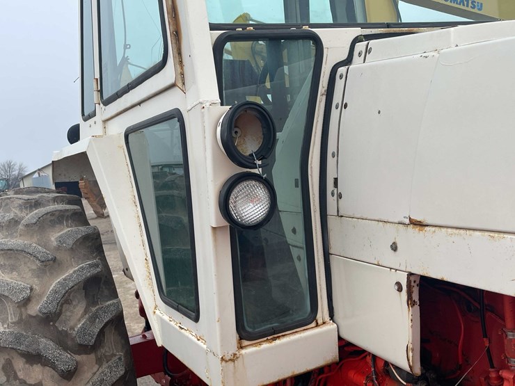 #4064-•-case-1370-tractor-image-39
