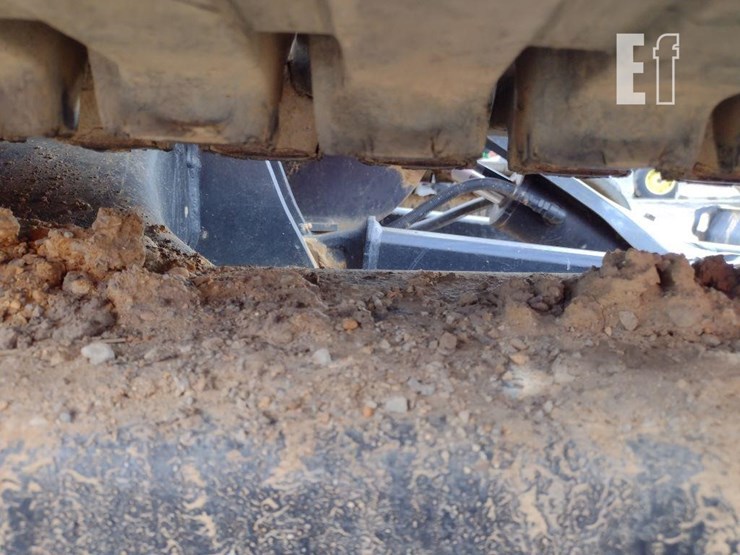 2015-deere-50g-image-37