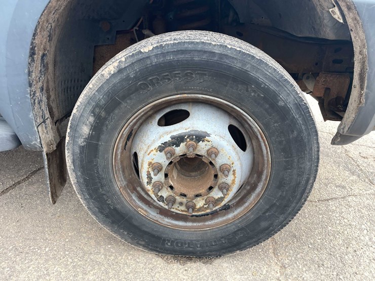 2006-ford-f450-xl-image-13