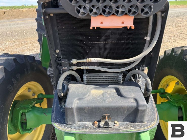 2009-john-deere-6115d-image-11
