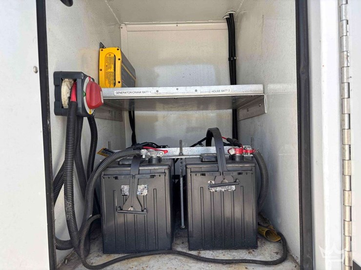 2006-cargo-wells-image-34