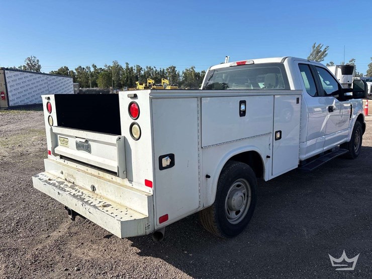 2017-ford-f250-image-3