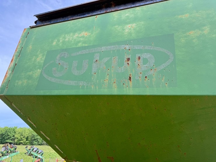 #45624-•-sukup-giant-grain-cart-image-30