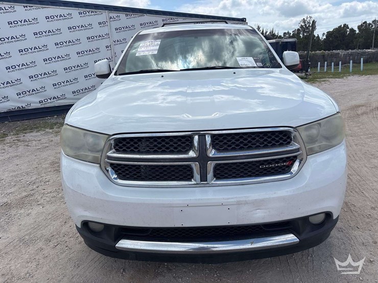 2013-dodge-durango-image-32