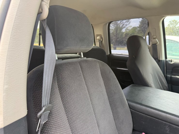 2003-dodge-ram-2500-image-34