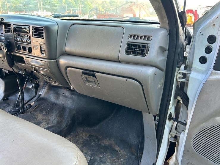 ford-f450-image-13
