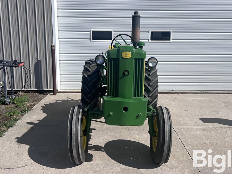 1956-john-deere-420-image-2