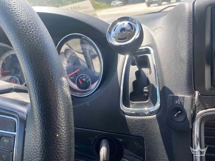 2016-dodge-grand-caravan-image-28