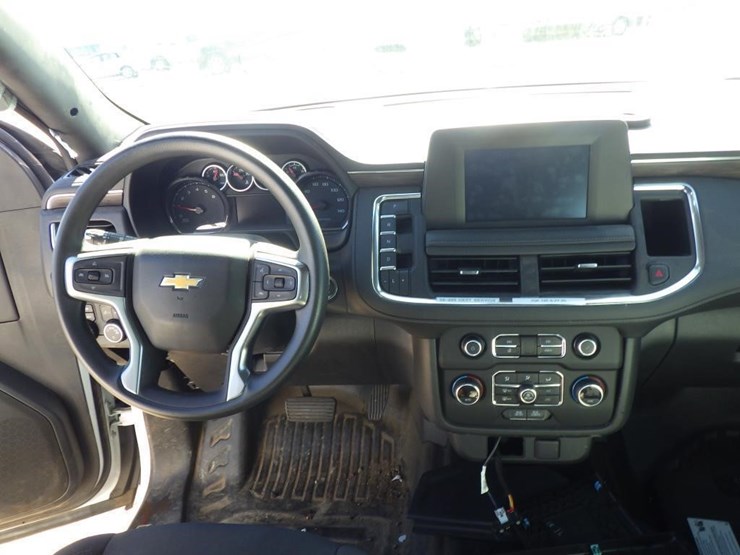 2022-chevrolet-tahoe-image-10