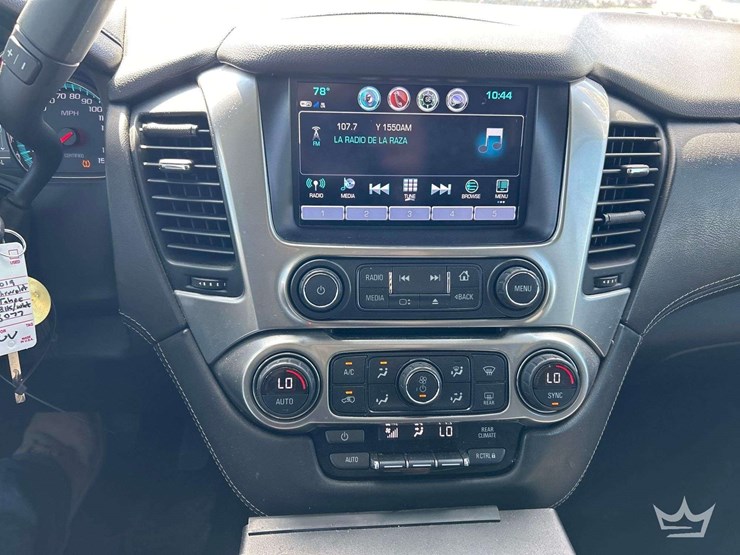 2019-chevrolet-tahoe-image-16