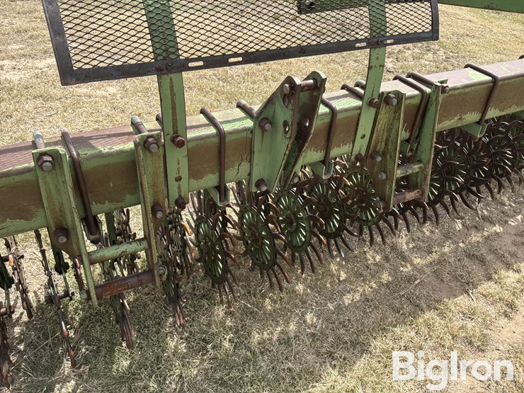 deere-tires-image-10