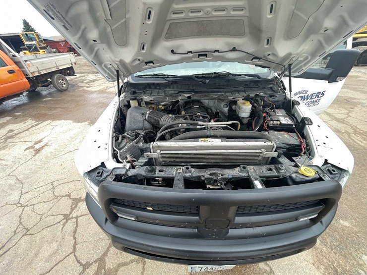 2015-dodge-ram-3500-image-110