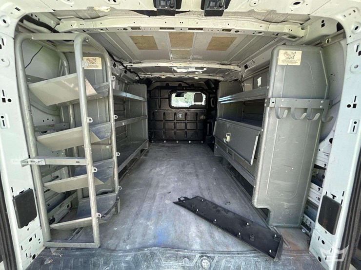 2017-ford-transit-image-19