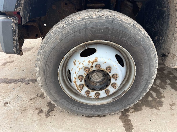 2008-ford-f550-xl-image-11
