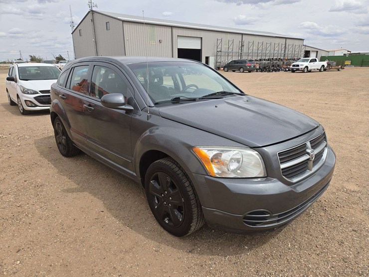 2007-dodge-caliber-sxt-image-2