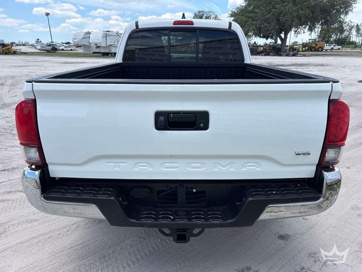 2020-toyota-tacoma-image-13