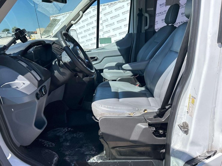 2018-ford-transit-image-12