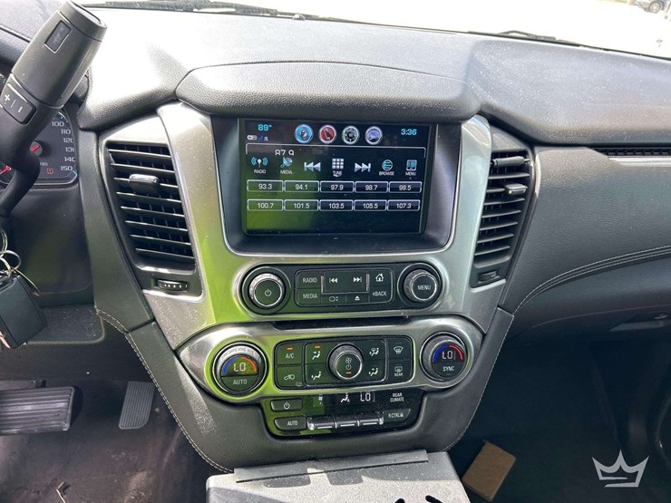 2019-chevrolet-tahoe-image-18