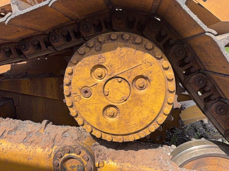 2022-caterpillar-d5-lgp-image-10