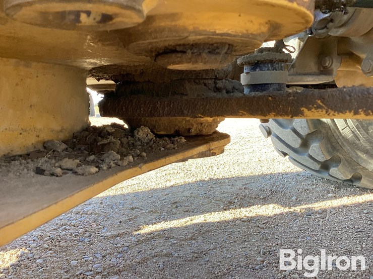 caterpillar-924k-image-10