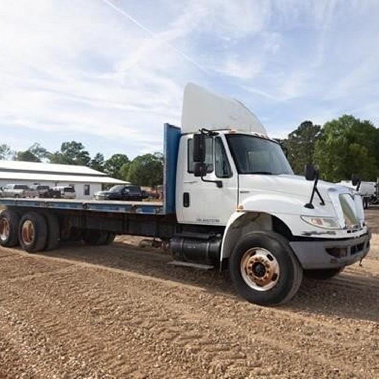 2010 INTERNATIONAL 4400
