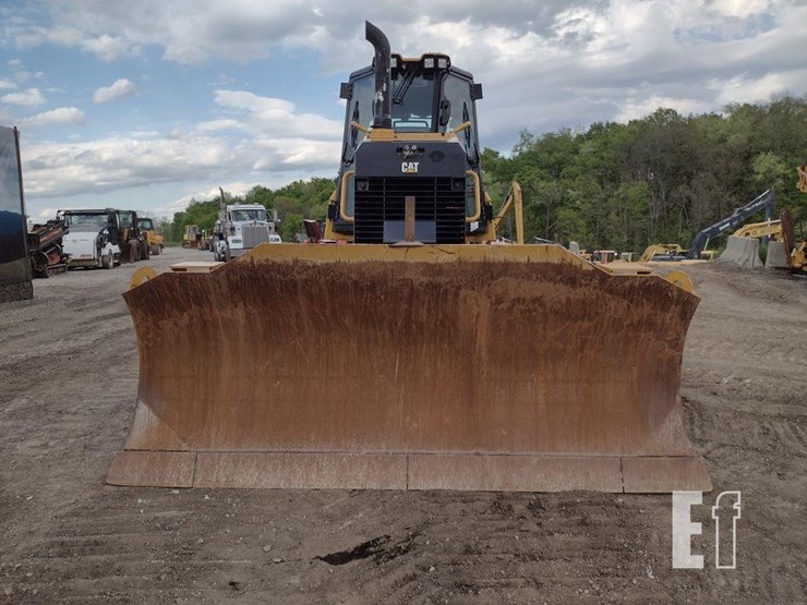2019-caterpillar-d6k2-xl-image-2