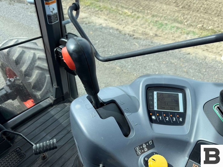 2013-kubota-m110gx-image-64