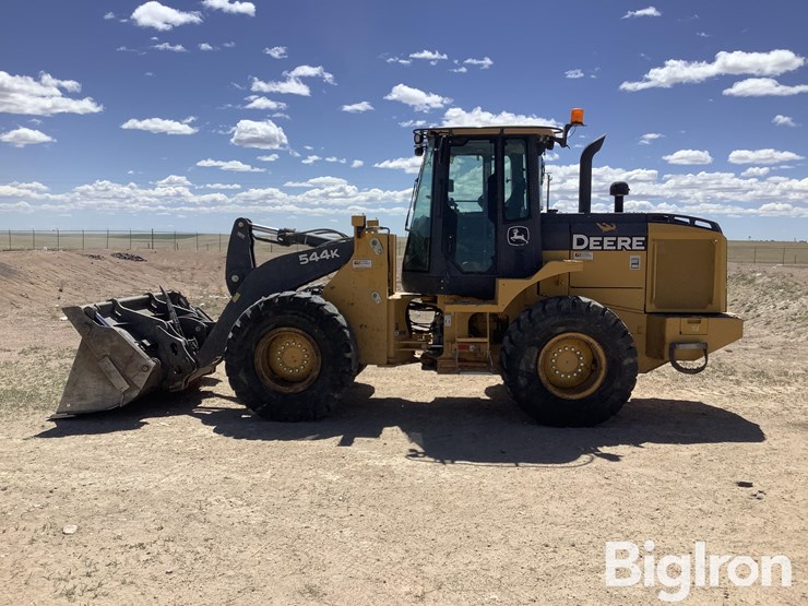 2013-deere-544k-image-8