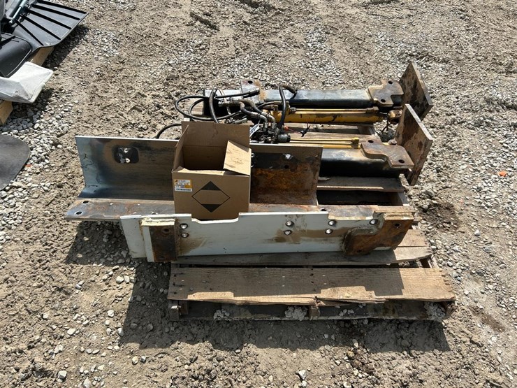 takeuchi-tl8-image-3