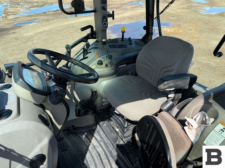 case-ih-farmall-105u-image-63