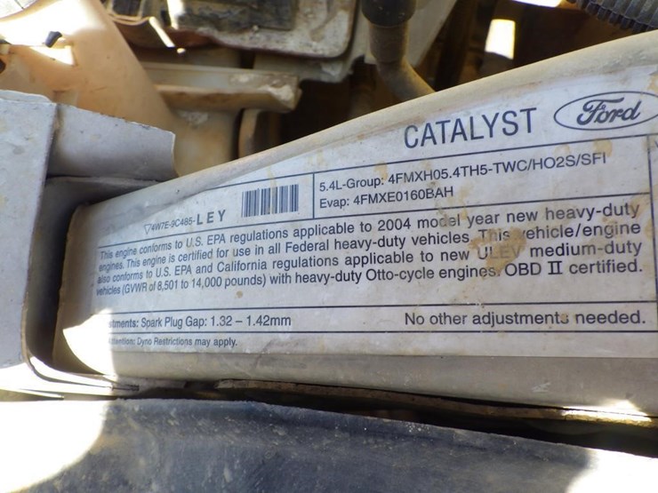 2004-ford-f350-image-12