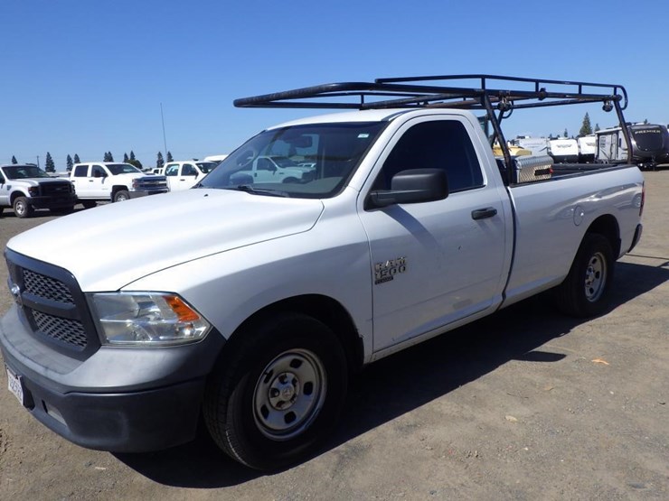2019-dodge-1500-image-1