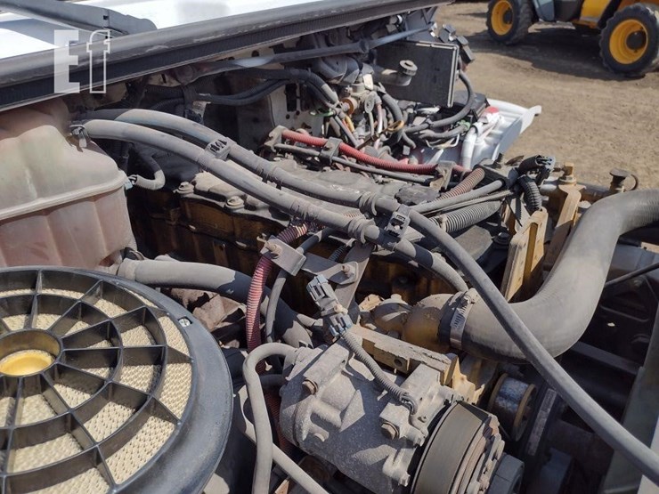 2007-freightliner-business-class-m2-106-image-51
