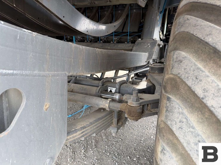2022-massey-ferguson-2270-image-47
