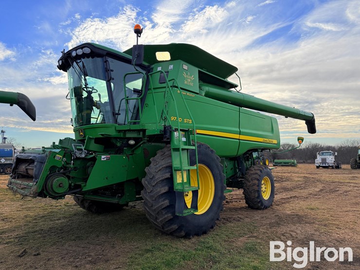 2008-john-deere-9770-sts-image-1