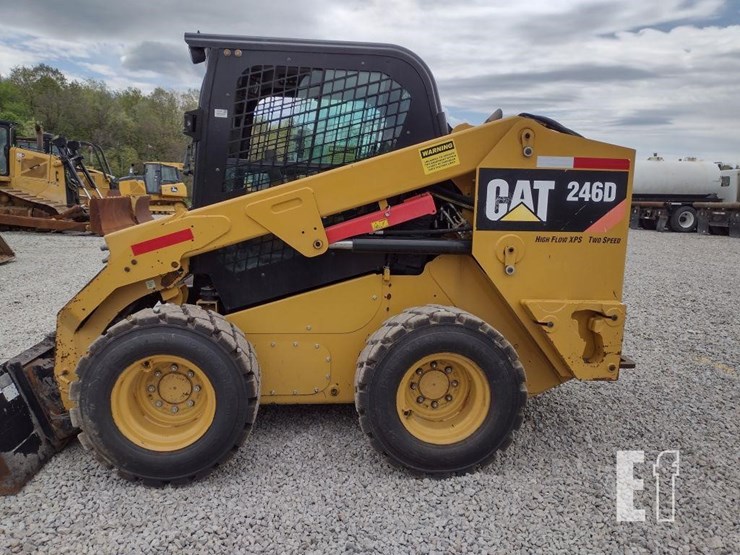 2016-caterpillar-246d-image-14