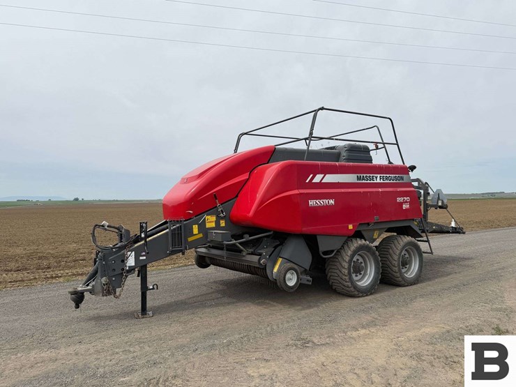 2022-massey-ferguson-2270-image-1