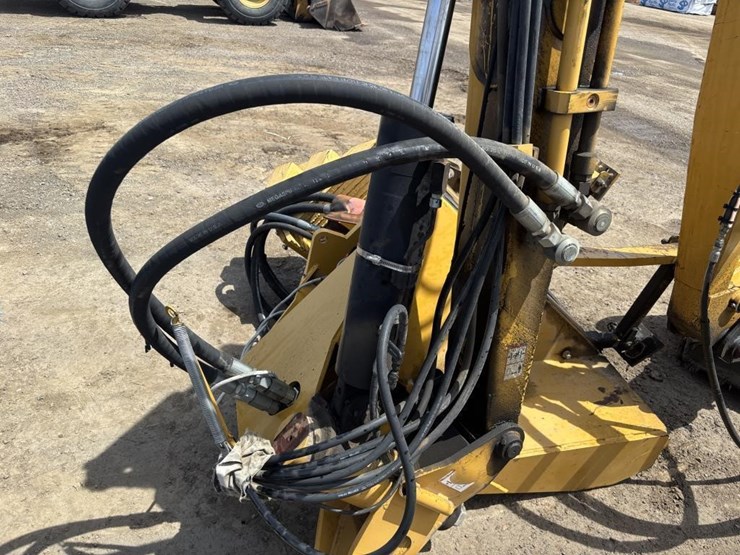 caterpillar-it14g-image-13