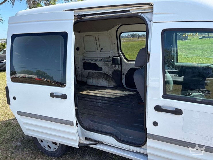 2012-ford-transit-connect-image-9