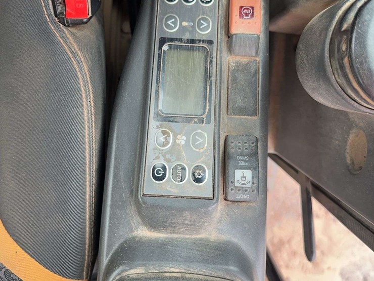 2019-case-cx145c-image-32